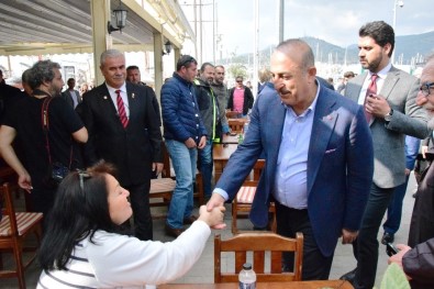 Dışişleri Bakanı Çavuşoğlu, Bodrum'da Karşılaştığı Japon Turistle Ana Dili Gibi Japonca Konuştu