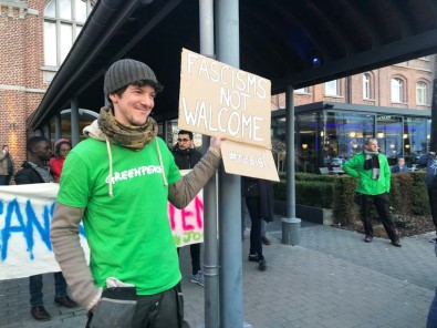 Eski Belçika Göç Ve Mülteci Bakanı Francken'ın Kitabının Tanıtımı Engellendi