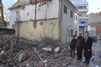 KAYHAN - Eski Binalar Yıkılıyor, Gemlik Nefes Alıyor