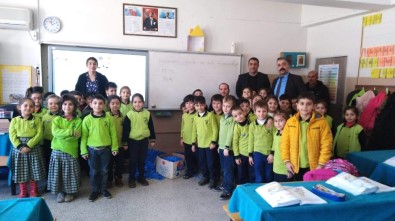 Minik Öğrenciler Topladıkları Kapaklarla Engelleri Aştı