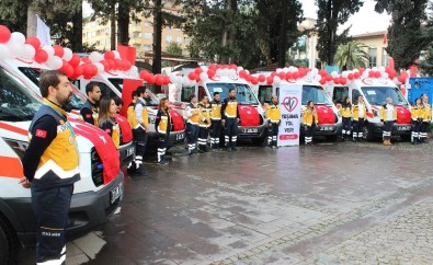 Sağlık Bakanlığı'ndan Hatay'a 6 Ambulans