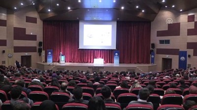 'Üniversite Eğitiminde Yenilikçi Boyutlar Ve Yönelimler' Konferansı