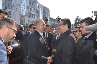Dışişleri Bakanı Çavuşoğlu Kuşadası'nda