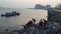 YEDIKULE - Fatih'te Afgan Uyruklu Genç Denizde Boğularak Öldü