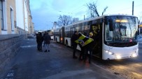 ZENIT - Fenerbahçeli Taraftarlar Polis Eşliğinde Stada Gitti
