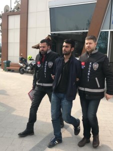 İş Yerinden 10 Bin TL'lik Kablo Çalan Kağıt Toplayıcısı Tutuklandı