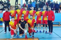 VOLEYBOL TAKIMI - Kızıltepe'de Amca Çocuklarının Kurduğu Takım Play-Offa Yükseldi