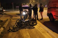 Motosiklet Otomobille Çarpıştı Açıklaması 1 Yaralı
