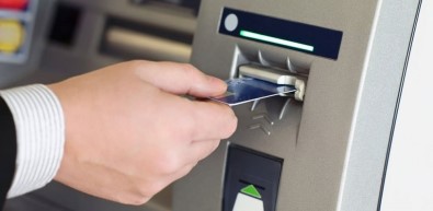 Türkiye'de 100 Bin Kişi Başına 76,6 ATM Düşüyor
