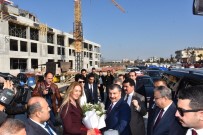YENIDOĞAN - Bakan Koca, Tarsus Devlet Hastanesi İnşaatını Gezdi