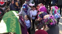 ALI İKRAM TUNA - Çanakkale'de 3 Arkadaşıyla Derede Boğulan Gencin Cenazesi Defnedildi