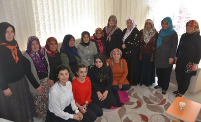 Kocasinan'da Çalmadık Kapı Girilmedik Gönül Kalmıyor