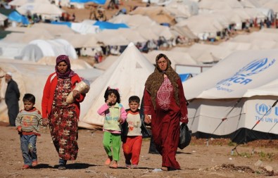 Türkiye'deki Suriyeli Sayısı 3 Milyon 644 Bin 342 Oldu