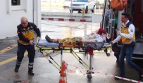 ÇEŞMELI - Mersin'de İşçi Minibüsü Kaza Yaptı Açıklaması 1 Ölü, 15 Yaralı