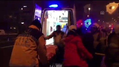 Çekmeköy'de Trafik Kazası Açıklaması 2 Yaralı