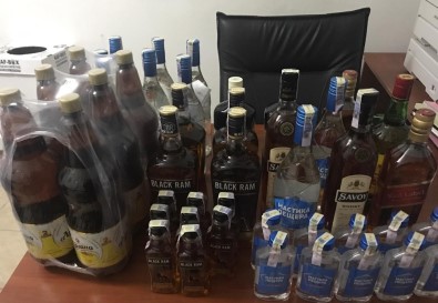 İnegöl'de Kaçak İçki Ele Geçirildi