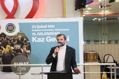 Işık Açıklaması 'Biz Tüm Renklerimizle Büyük Ve Güzel Bir Aileyiz'