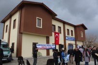 ŞAHINBEY BELEDIYESI - Sarıbaşak Sosyal Tesisi'nin Açılışı Yapıldı