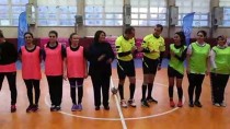 EKREM CANALP - Edirne'de 'Topuklu Kramponlar Futbol Turnuvası' Başladı