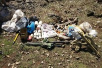 UÇAKSAVAR - Komandolar Hakurk'ta Örgütün İnlerine Girmeye Devam Ediyor