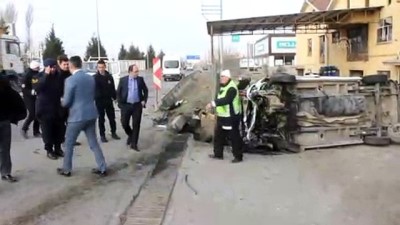 Kütahya'da Trafik Kazası Açıklaması 3 Yaralı
