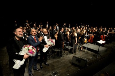 Muratpaşa'nın Bigband Gençlik Orkestrası, Hakan Aysev'le Sahne Aldı