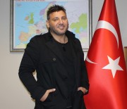 TÜRKLER - (Özel) İş Adamı Ve Sanatçı Mr Jade (Özkan Şen), 'Avrupa Ve Türkiye Arasında Köprü Olarak Gördükleri İçin Sağ Olsunlar'