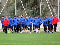 İŞİTME ENGELLİ - Antalyaspor'a Milli Ziyaret