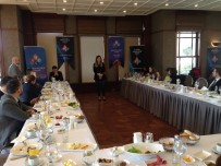 AHŞAP OYUNCAK - Dünyaca Ünlü Uzmanlar Türkiye'de Çocuk Ve Ebeveynlere Eğitim Verecek