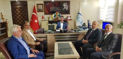 İYİ Parti Belediye Başkan Adayı Kırmızı Açıklaması 'Esnaflarımızla Uyum İçinde Olacağız'