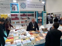 AKM Başkanlığı, 13. Ankara Kitap Fuarı'nda Kitapseverlerle Buluştu