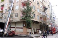 KUTLAY - Diyarbakır'da Yıkılma Tehlikesi Olan Bina Boşaltılıyor