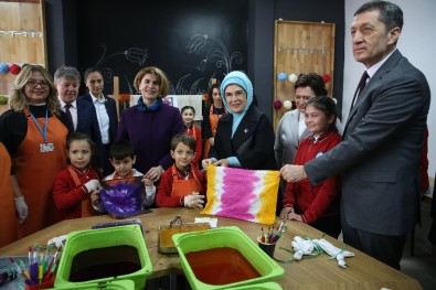 Emine Erdoğan Açıklaması 'Tasarım-Beceri Atölyeleriyle Çocukların Mesleki Deneyimle Erken Yaşta Tanışması Mümkün Olacak'