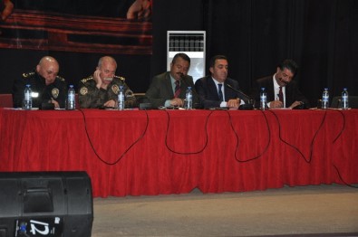 Kaymakam Kendüzler, Muhtarlarla Bir Araya Geldi