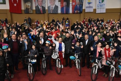 Kocaeli'de 635 Öğrenci Bisikletlerine Kavuştu