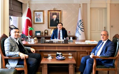 Rektör Çomaklı'dan KDK Başdenetçisi Şeref Malkoç'a Ziyaret