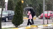 KAR KALINLIĞI - Sakarya'da Dolu Ve Kar Yağışı