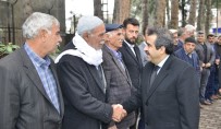 MUSTAFA BAŞOĞLU - Vali Güzeloğlu, Eğil'de Kanaat Önderleri İle Bir Araya Geldi