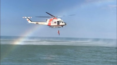 7 Mürettebatı Kurtaran Sahil Güvenlikten Nefes Kesen Tatbikat