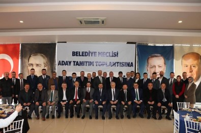 AK Parti Giresun'da Belediye Meclis Adaylarını Tanıttı