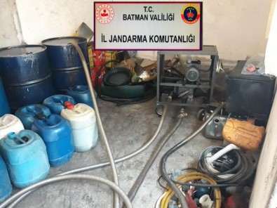 Batman'da 10 Bin 254 Litre Kaçak Akaryakıt Ele Geçirildi