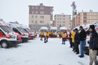 TÜRKER ÖKSÜZ - Kars'ta Tam Donanımlı 11 Ambulans Hizmete Girdi