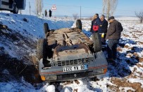 Otomobil Şarampole Devrildi Açıklaması 2 Yaralı