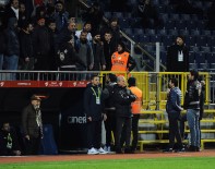 Taraftarlar Mustafa Denizli'yi İstifaya Davet Etti