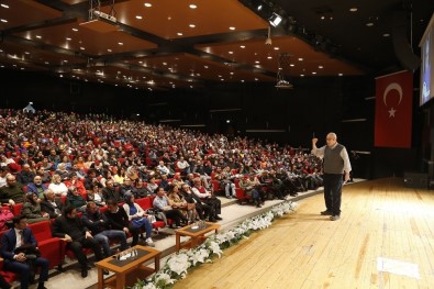 'Başarıya Götüren Aile' Söyleşisine Prof. Dr. Cüceloğlu Katıldı