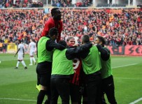 ESKIŞEHIRSPOR - Eskişehirspor'da Bu Sezon Bir İlk