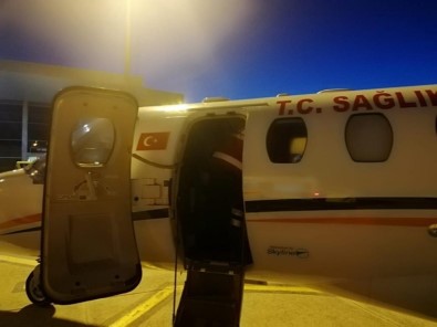 Hasta, Uçak Ambulansla Sevk Edildi