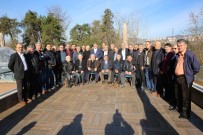 CEMAL AKIN - Akın'dan Emekli Belediye Çalışanları İle Kahvaltı