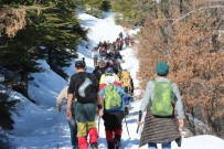 KAR ÖRTÜSÜ - Beyşehir'de Kar Üzerinde Doğa Yürüyüşü