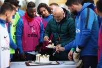 DOĞUM GÜNÜ PASTASI - İdman Sahasında Doğum Günü Pastası